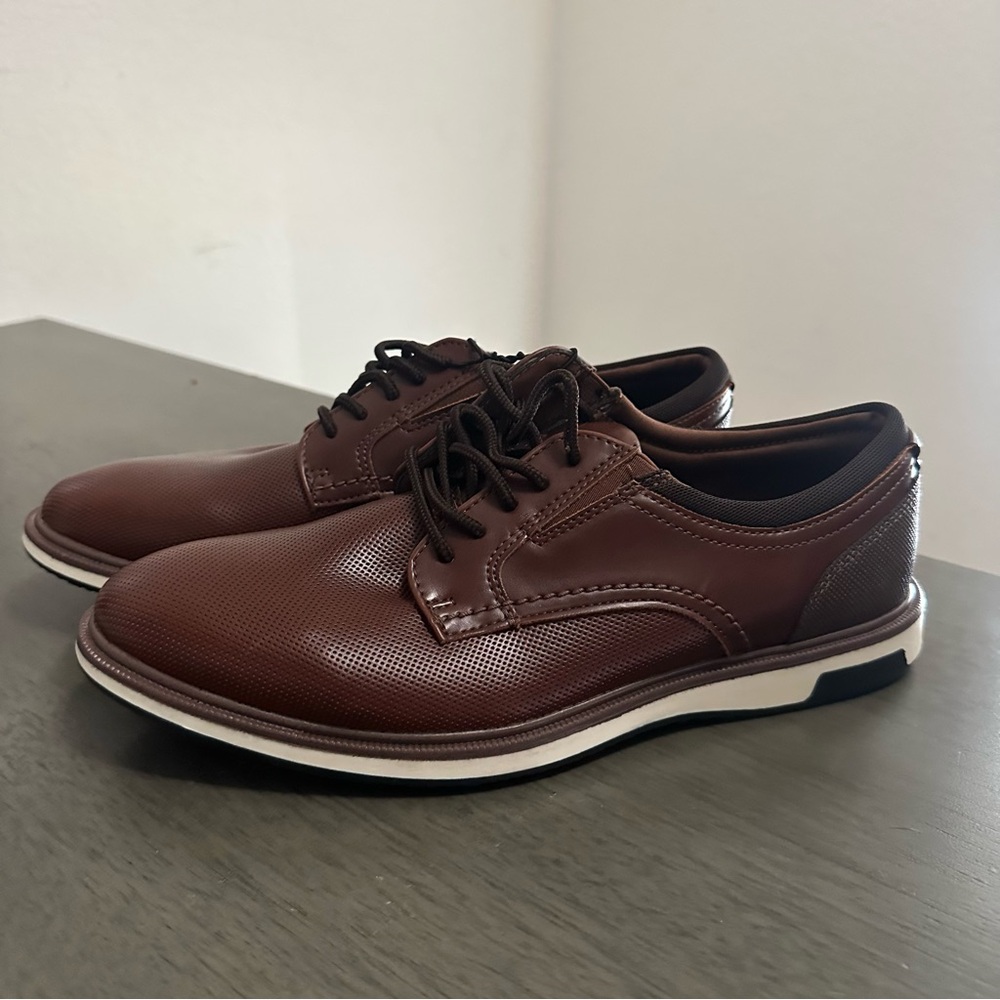 Aldo Men’s Oxford shoes size 7.5